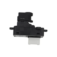 Hyundai Left Hand Front Power Window Switch i30 CW 08/2008 - 03/2012