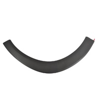 Hyundai Fender Side Garnish Assembly image