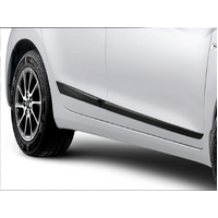 Hyundai i30 Hatch & Tourer Side Door Mouldings Black image