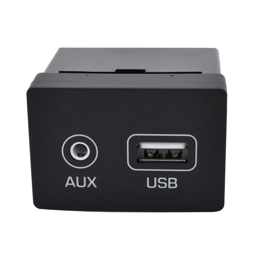 Hyundai Auxiliary & USB Jack Assembly