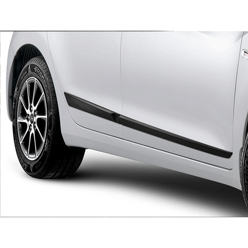 Hyundai i30 Hatch & Tourer Side Door Mouldings Black